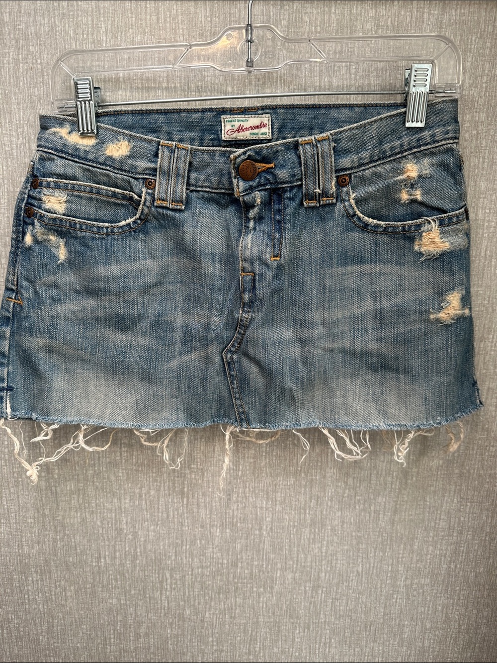 VTG Y2KAbercrombie & Fitch Light Blue Distressed Denim Mini Skirt